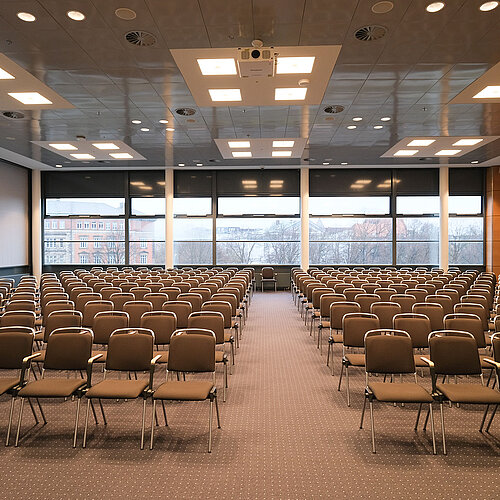 CCH - Saal A-F Reihenbestuhlung | CCH hall A-F Theater Seating CCH - Saal A-F Reihenbestuhlung | CCH hall A-F Theater Seating